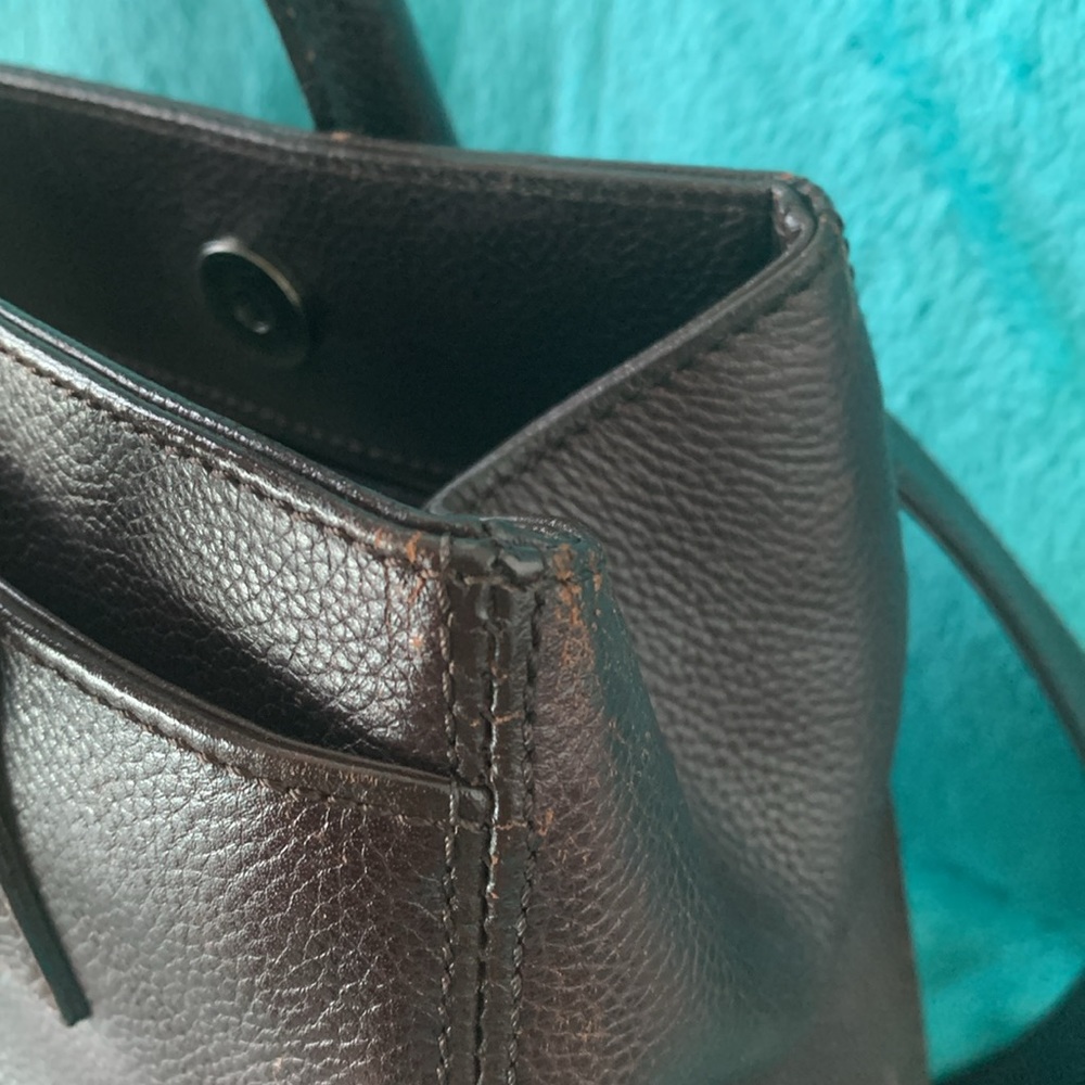Authentic Chanel Executive Cerf Tote Leather Bag - Picture 6 of 16